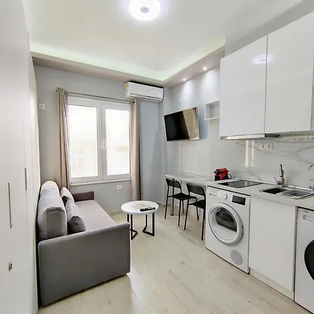 Pretty Petitie Fully Equipped Center Appartement